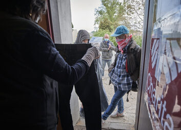  Charitní bazar Baltazar spouští nový online e-shop s použitým oblečením 