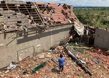 Dva roky pomoci po tornádu: Charita zůstala na blízku tak dlouho, jak bylo potřeba