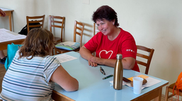 Další peníze ze sbírky Charity míří k lidem na pomoc s obnovou domovů po ničivém tornádu