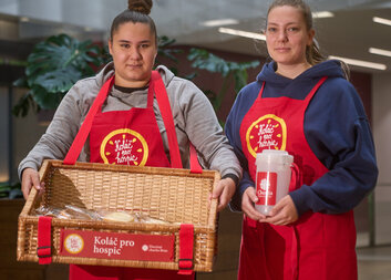 Výtěžek Koláče pro hospic vzrostl díky online darům na více než 4 miliony korun