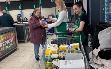 Sbírka potravin v Oblastní charitě Jihlava